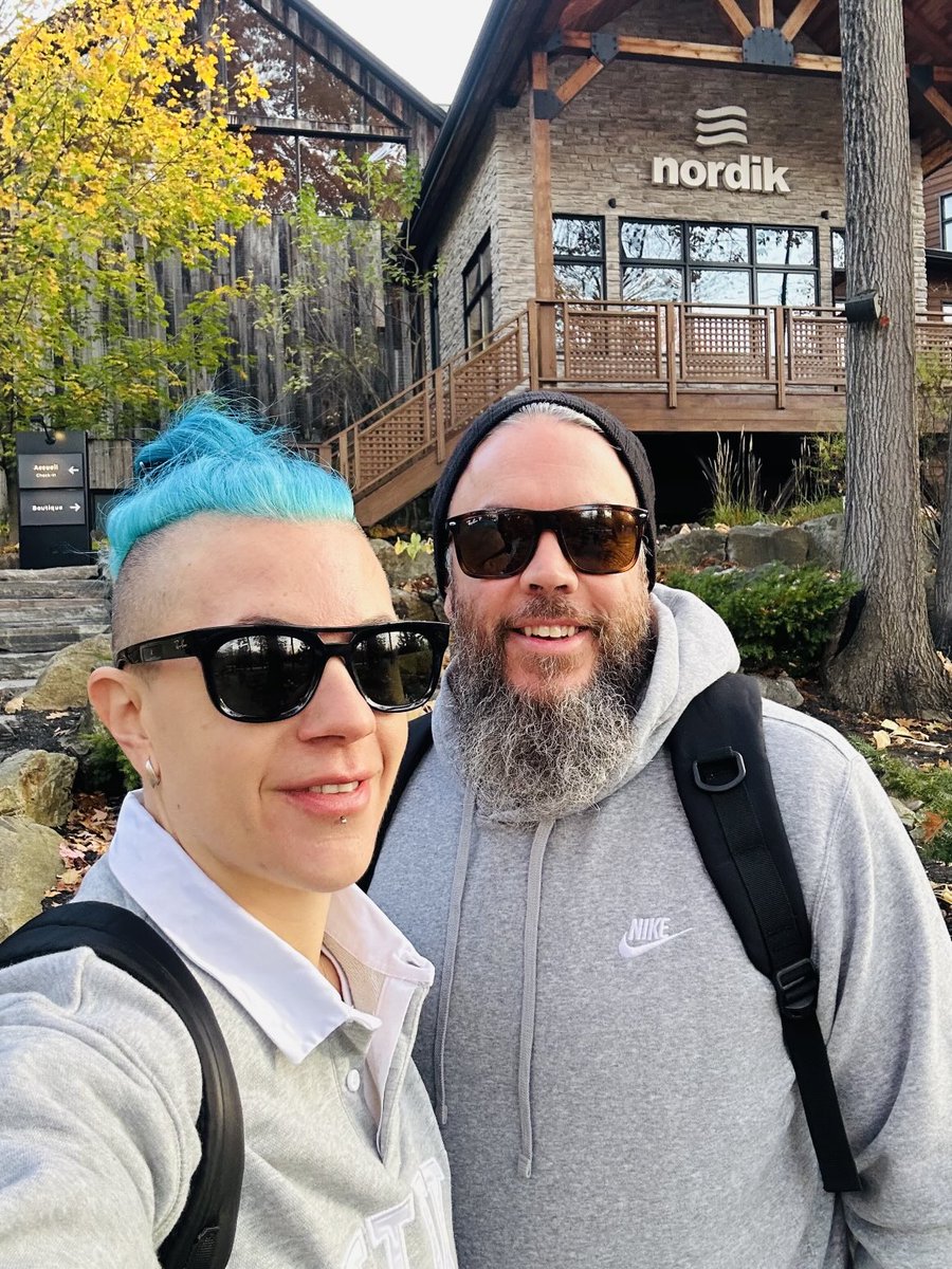 XStarWake tweet media