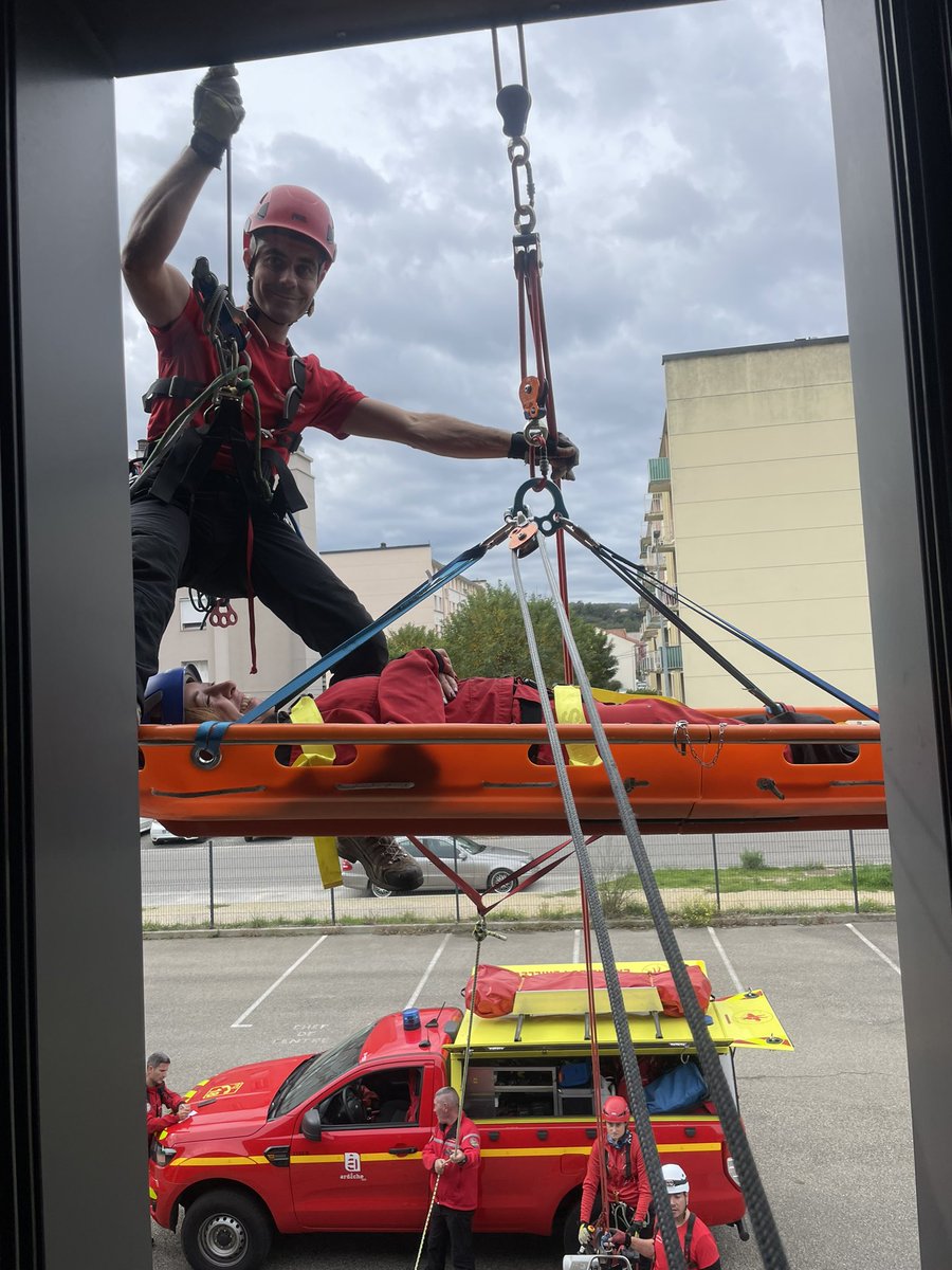 GRIMP 07 Secours en milieu perilleux tweet media