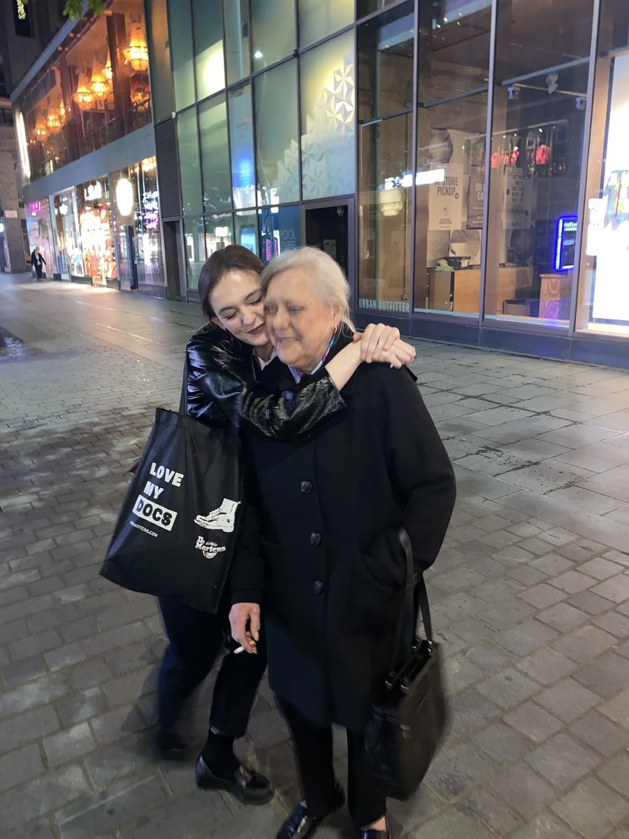 Saffron Rose tweet media