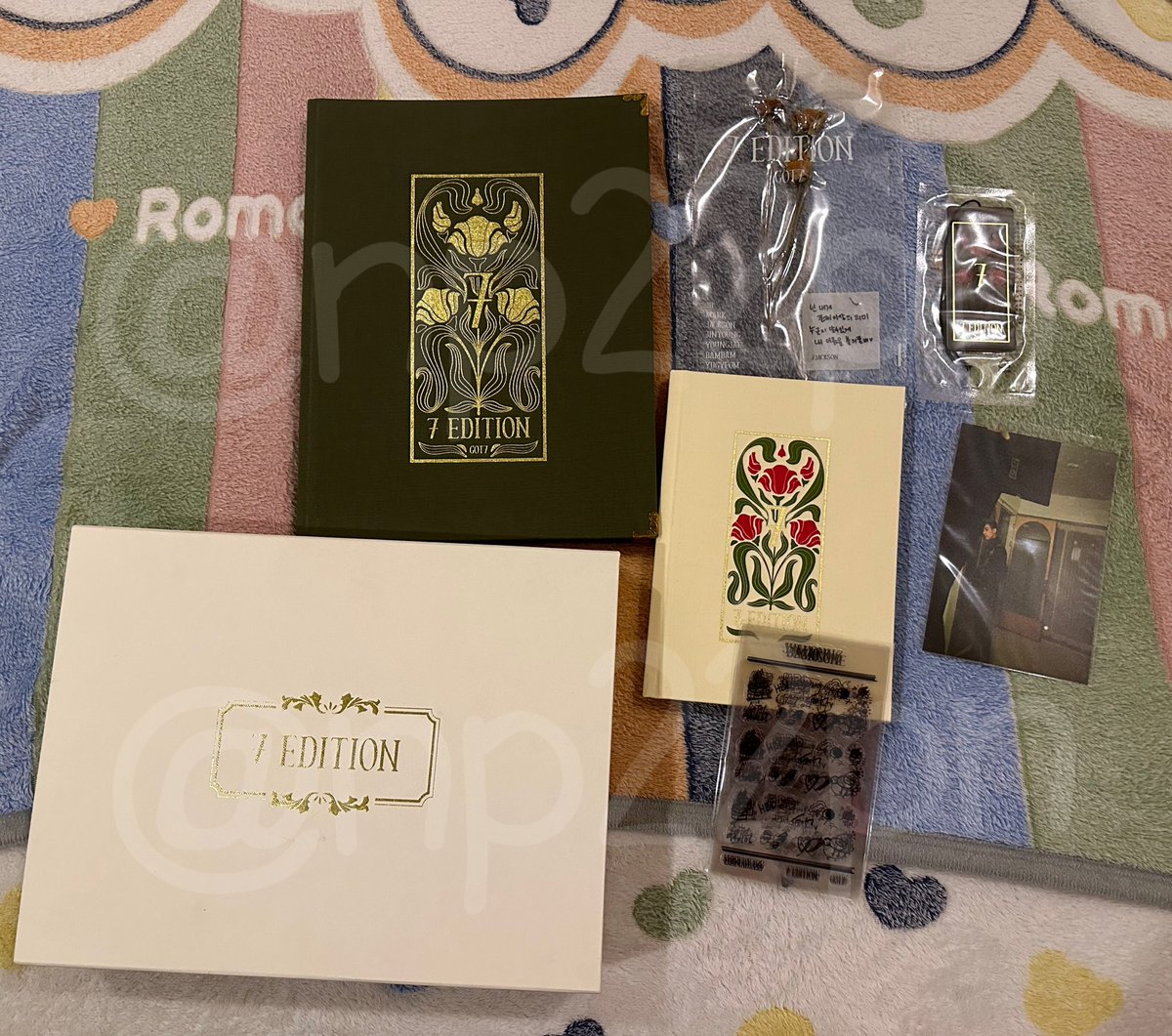 np22pn_'s tweet photo. 💫ขาย 7 EDITION ของครบ 
  
💚รูปแบมแบม  
 
💐ดอกไม้แจ็คสัน

✨3,800฿ ส่งฟรี

❣️รับธนาคาร/walletไม่+เพิ่ม 

#ตลาดกัซ #ตลาดนัดอากาเซ่ #ตลาดนัดอากาเซ #ตลาดนัดgot7 #ขายของสะสมgot7 #ขายของสะสมกัซ #ตลาดนัดอากาเซ่got7 #GOT7 #BAMBAM #JACKSONWANG https://t.co/jd7dpGnbiU
