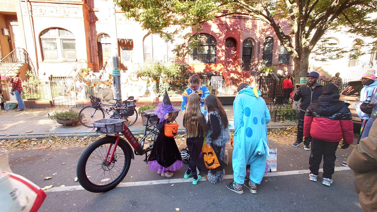 Bergen Bike Bus BK tweet media