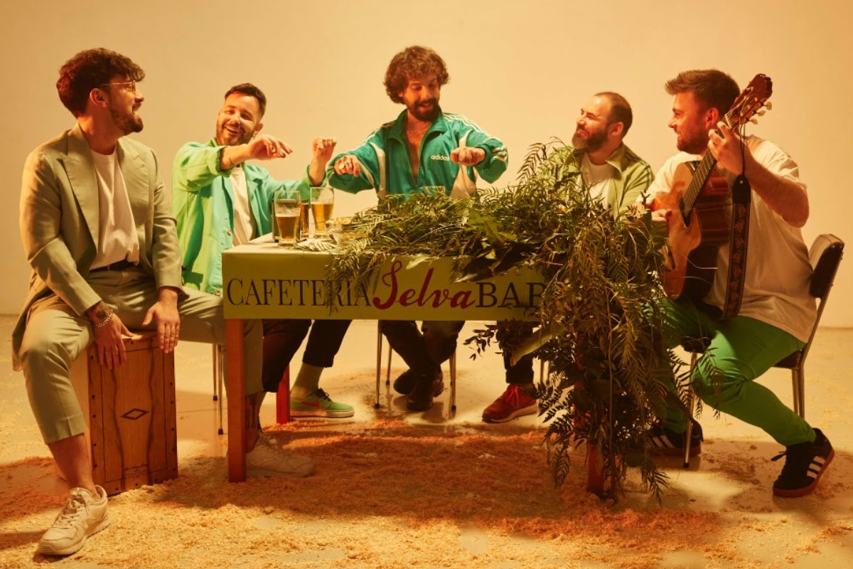 Mamita Papaya publican nuevo disco: "9 de Espadas"            tinyurl.com/22hexno4