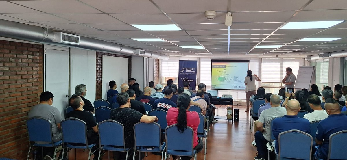 Siempre es importante la capacitación,a seguir sumando, Gracias a nuestro sindicato por brindar estos cursos! <a href="/BuffonePablo/">Pablo Buffone</a> <a href="/CarlosPerezSEC/">Carlos Pérez</a> <a href="/VaneRamos1402/">Vanesa Ramos</a>  <a href="/Montesinocarlo1/">Montesino carlos</a> <a href="/RICARDOMBARBAR/">R .Barbar</a> <a href="/emanuelpeddrozo/">emanuel pedrozo</a> <a href="/Tomaasff/">Tomas</a> <a href="/carniza25/">ruben romero</a>