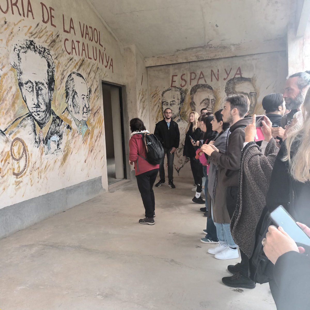 WIRE_eu's tweet photo. 🚶‍♀️Today, the @WIRE_eu students walked the paths of the #SpanishCivilWar #exiles, visiting #MinaCanta &amp; the @museuexili.
⛰️These routes hold the stories of those who bravely crossed the border into France, to escape #conflict &amp; #repression.
#WomenInResistance @catmemoria @aski1992 https://t.co/XUGxAvzQO9