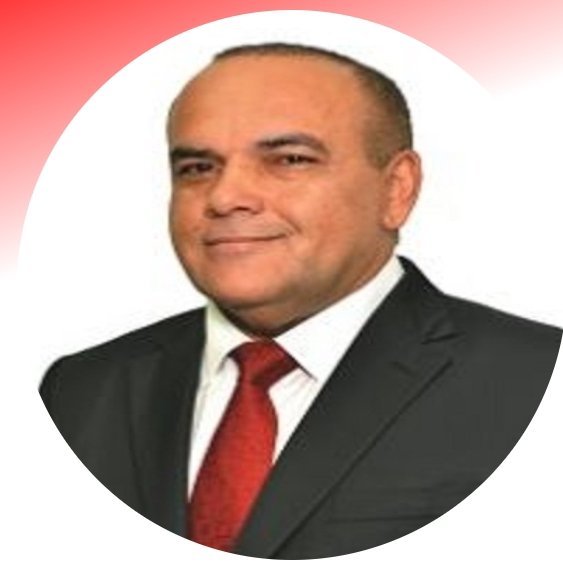 Se juntaron millones de firmas, más de lo exigido, en contra de la Jubilación VIP. Hicieron caso omiso y salieron con la suya. Ahora van por el seguro vip y el combustible vip.Y como la guinda de la torta, metieron muchísimos nuevos nepos. Rastreros, ladrones y parias!