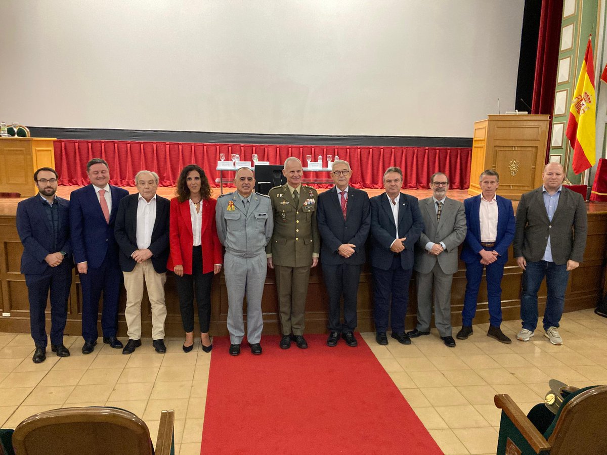 TelecosAragon's tweet photo. Han pasado 9 años y seguimos aprendiendo. Organizadas junto a @CUDZaragoza las #JornadasTICyDefensa nos han hablado de #IA de la mano de expertos de #CESTIC @Defensagob @Deloitte @LineasyCables @inetum_es @PaloAltoNtwks y @Telefonica. ¡Gracias a todos por vuestra participación! https://t.co/ge0WAEXiKG