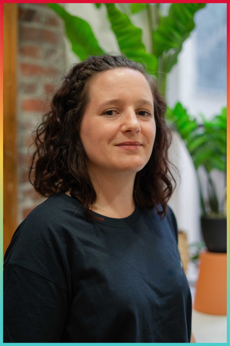 #Team | Nous te présentons, Jeanne

Après un diplôme d'ingénieure en agroalimentaire et plusieurs années en tant que salariée dans ce domaine, Jeanne se reconvertie dans le développement web. 

Elle a rejoint la team Kinoba en mars 2023 !

kinoba.fr/tribu-experts-…

#reconversion