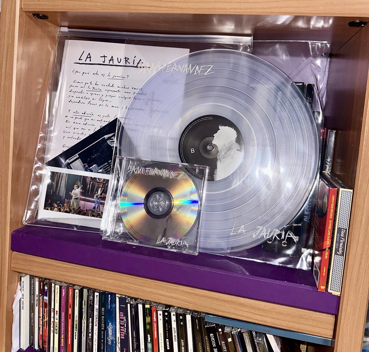 yolix__'s tweet photo. @DaniFdez te has pasado el juego con “La Jauría” y con esta edición ✨
Otro más en la colección 🥰 https://t.co/K2hj4VxJ1W