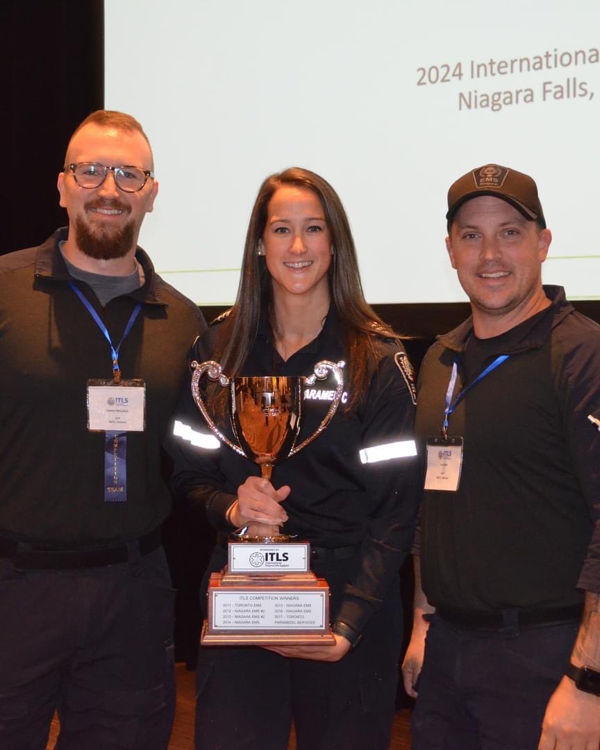 ConnoramccM's tweet photo. Good times at the  @ITLS conference and competition. 

Great talks! One of my favs came from Med Student and past partner  @BrockParamed911. Good content &amp; top notch delivery!

Pleasure to compete with different partners over the years. No shortage of talent from @NiagaraMedics https://t.co/qHPkK8sU3K