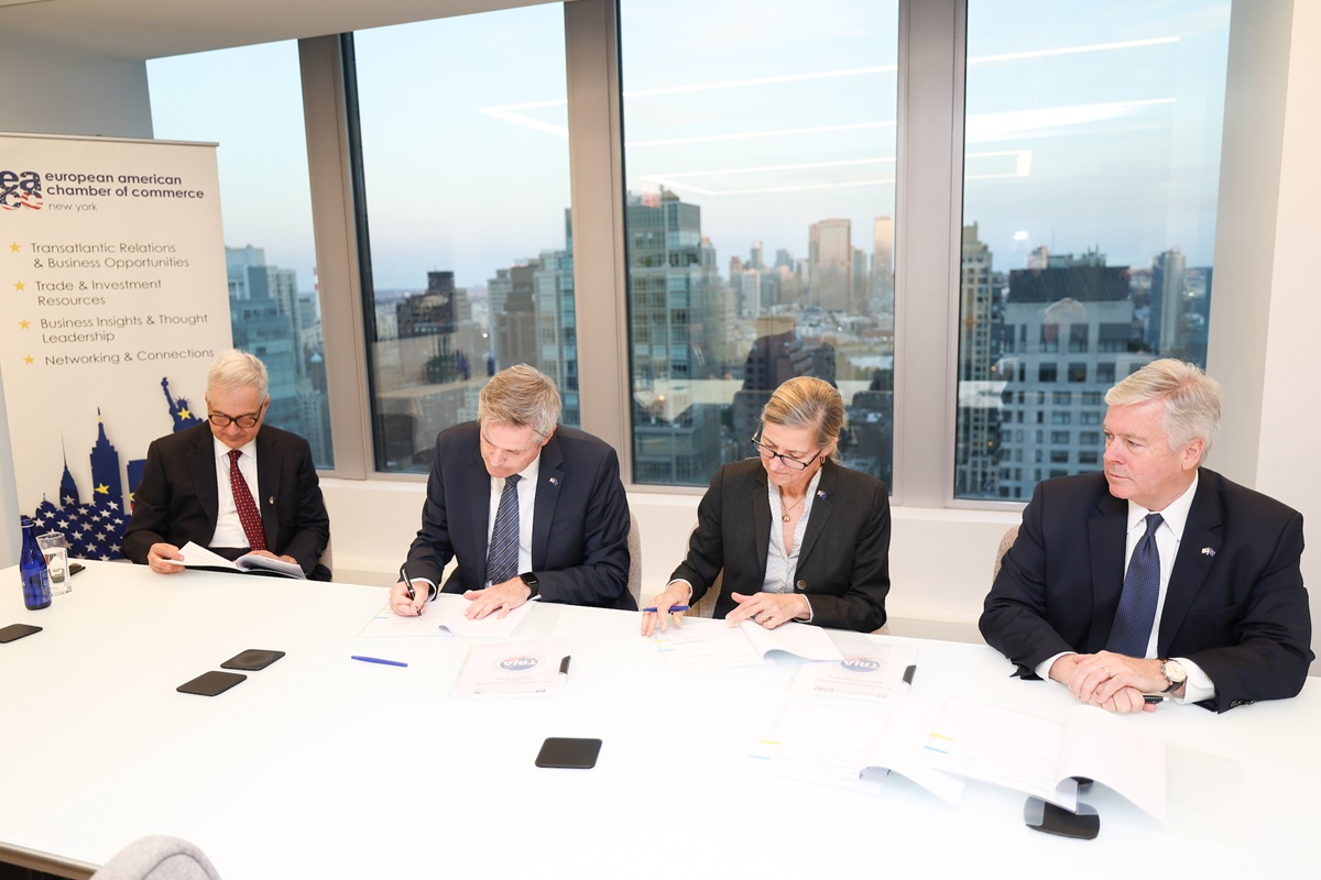 EACCNY's tweet photo. @EIBGlobal &amp; @EACCNY establish the Transatlantic Resilient Infrastructure Alliance (TRIA) together with @DFCgov &amp; @EximBankUS to develop sustainable financing, identify &amp; advance projects, and collaborate on #resilientinfrastructure for a sustainable future. @EU_Commission https://t.co/habf9YG93C