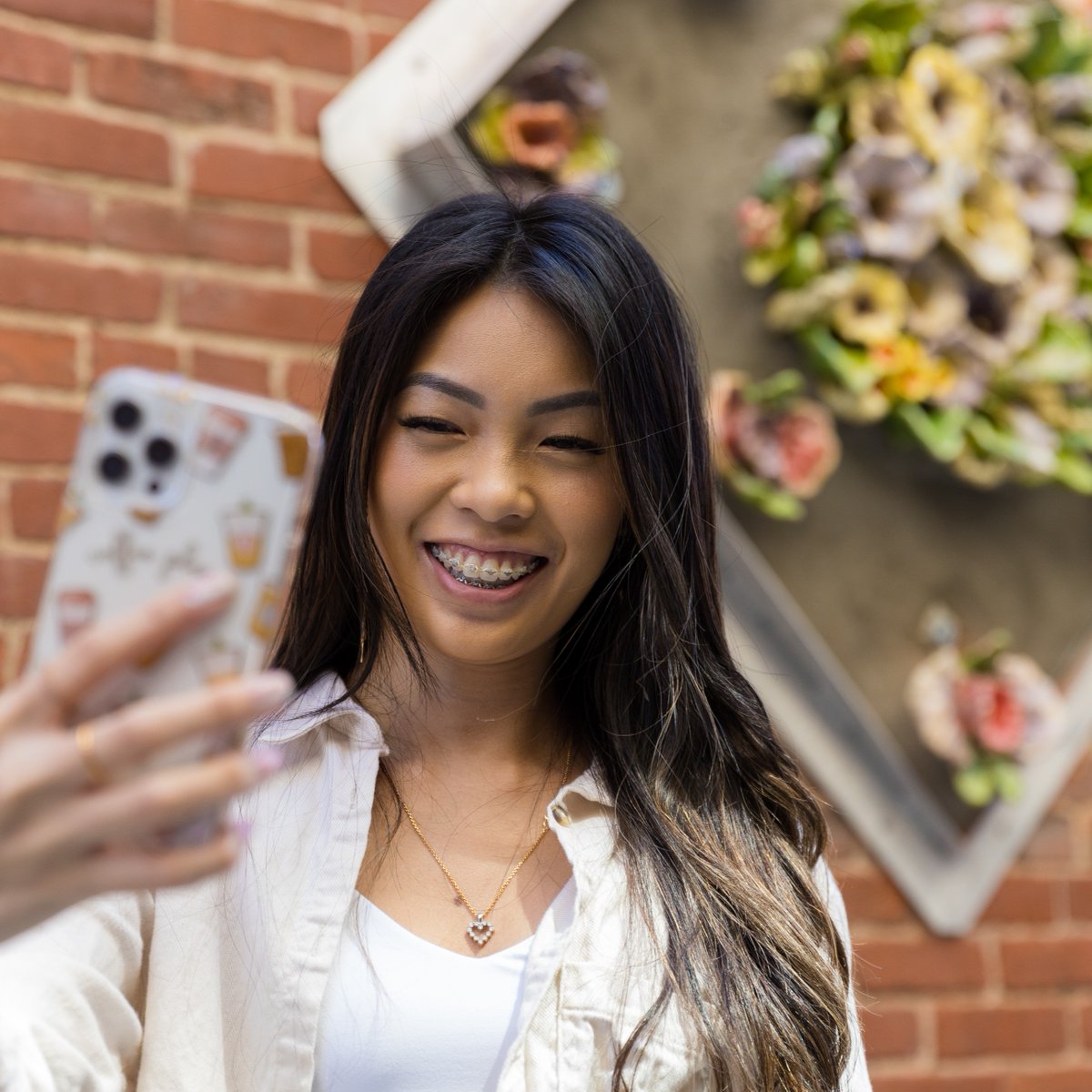 DowntownWichita's tweet image. This #FirstFridayICT visit galleries and more for an evening filled with art, live music, and local flavor as we celebrate our creative community. Bring friends, family, and your love for the arts—see you in #DowntownWichita.

Discover all events at DowntownWichita.org.