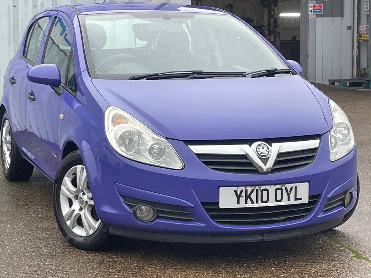 🚗✨ Ready to hit the road in style? Check out our Vauxhall Corsa for sale! Compact and efficient, it’s perfect for city driving and weekend adventures. 🚘💨 

For more information call us on 01522 538844 or click on the link - 
jvslincoln.co.uk/car-sales/vaux…

#CarsForSaleinLincoln