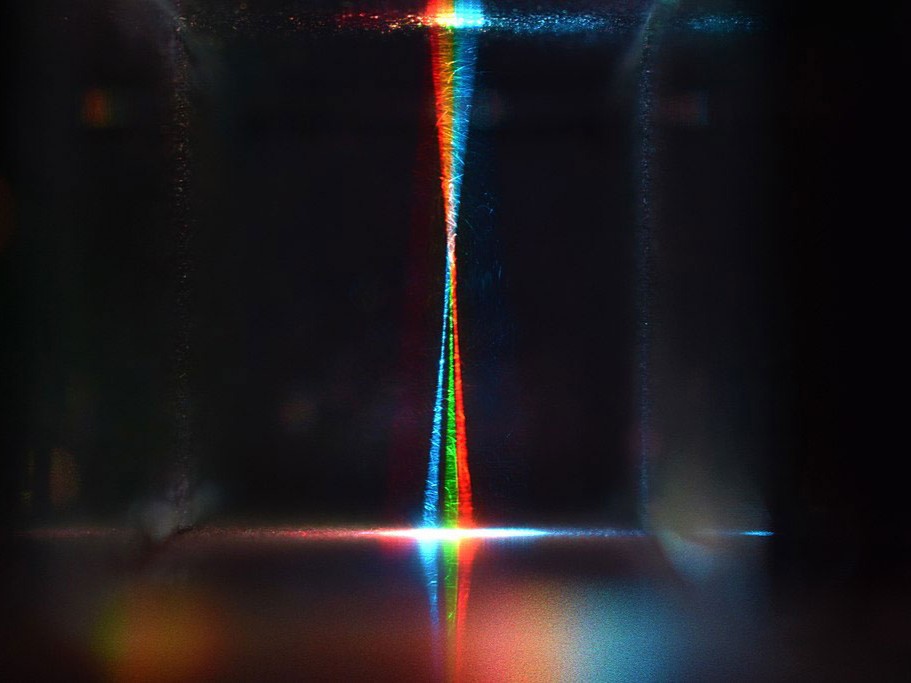 Image of the Week: Additive Color

Focused red, green and blue lasers visualised using graphite powder. The intersection of the beams appears white due to additive color mixing. 

Read more here: bit.ly/3Uj2QCf

#Additive #Color #lasers #graphite #beams