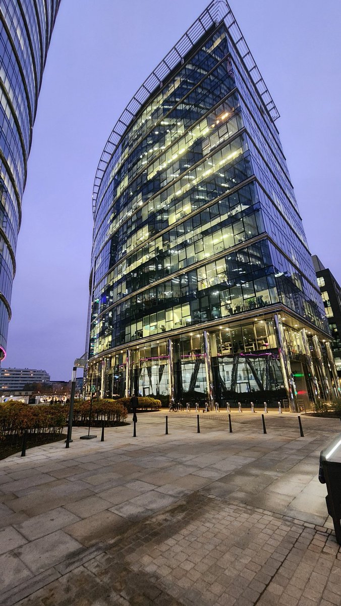 Interesting visit to the 🇪🇺 border control Agency <a href="/Frontex/">Frontex</a>. Its headquarters are in downtown #Warsaw. In-depth discussion with its Director <a href="/LeijtensFrontex/">Hans Leijtens</a> about the agency’s achievements and its future. Frontex acts in support of EU Member States to ensure 🇪🇺secure borders.