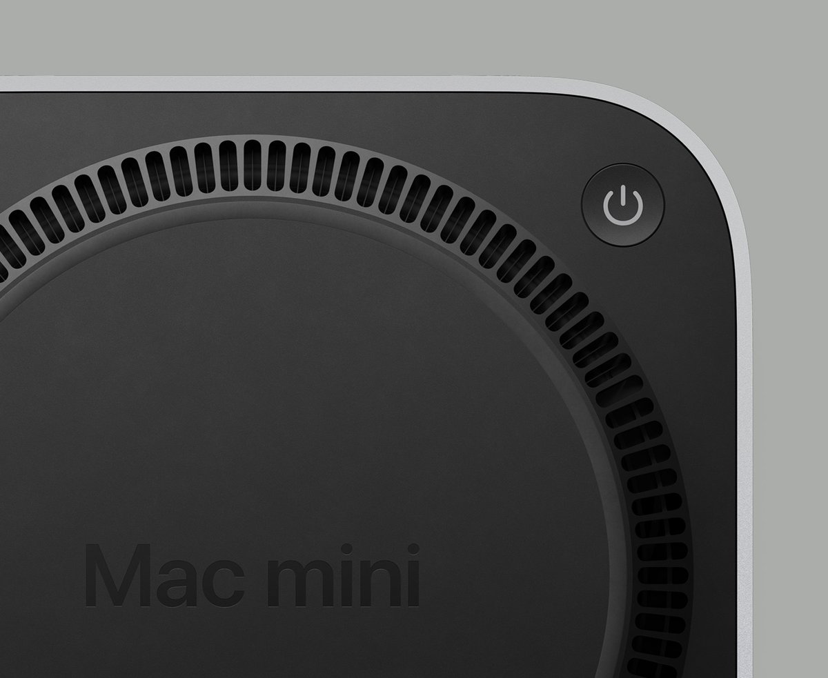 theapplehub's tweet photo. Apple put the power button on the bottom of the Mac mini 😅 https://t.co/bdEQCrFjmd
