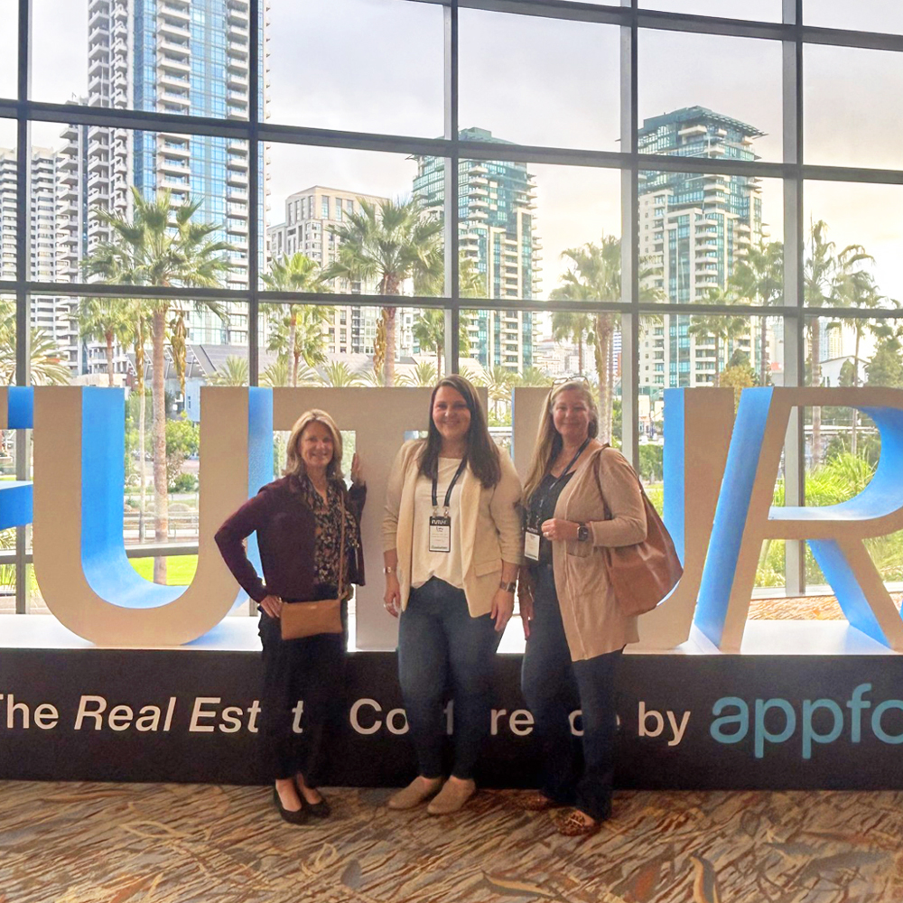 waltersapts's tweet image. 👋 Hello, from the @AppFolio #FUTUREConference in San Diego! We sent 2 of our leaders and our AppFolio guru to the Golden State to engage, interact and make meaningful connections with industry&apos;s best and brightest. #waltersapartments #appfolio