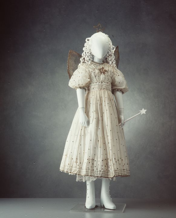 WikiVictorian tweet media