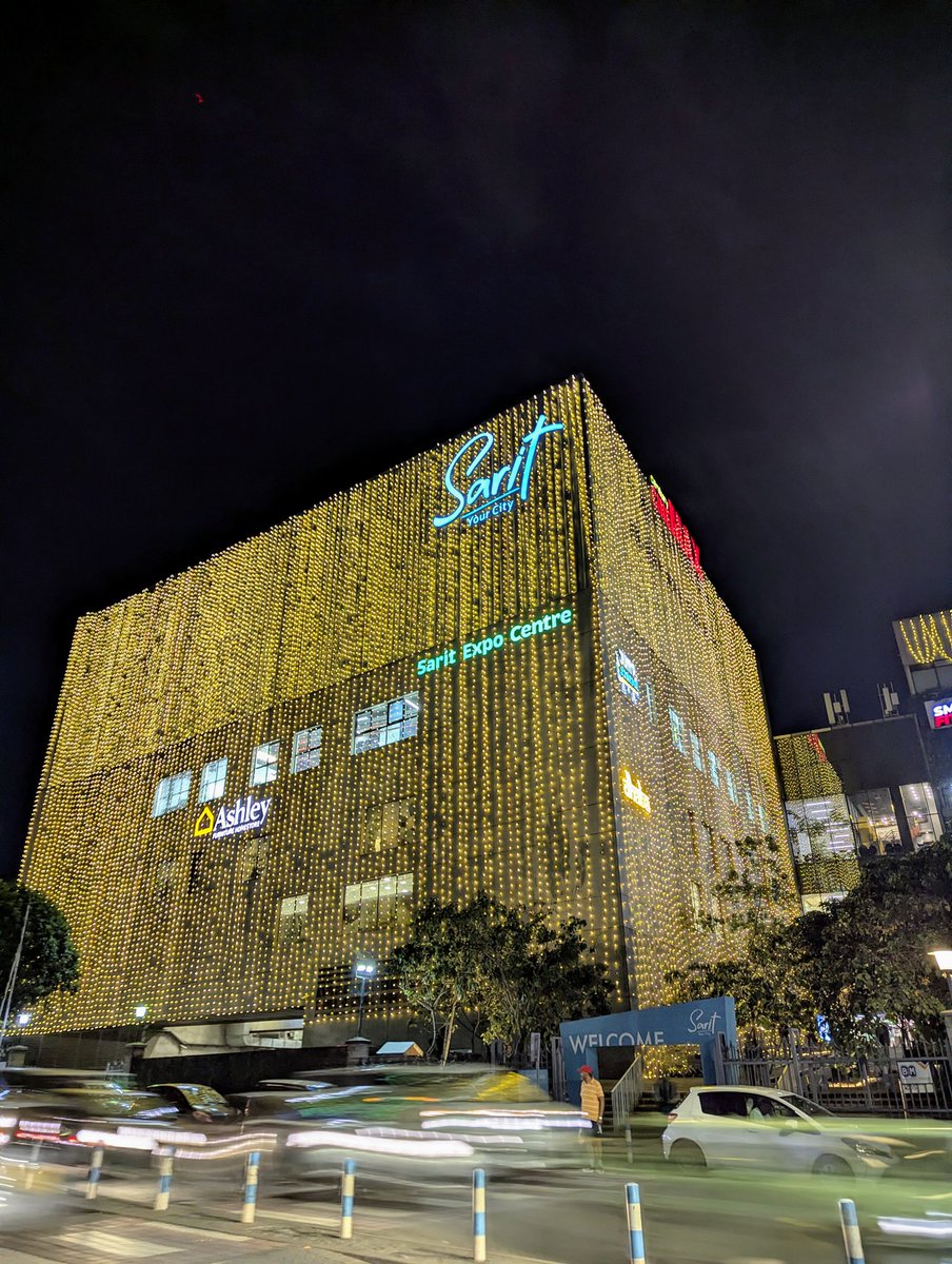 MarvinGakunyi's tweet photo. Google Pixel is the best in phone photography. https://t.co/nSk59TXMN0