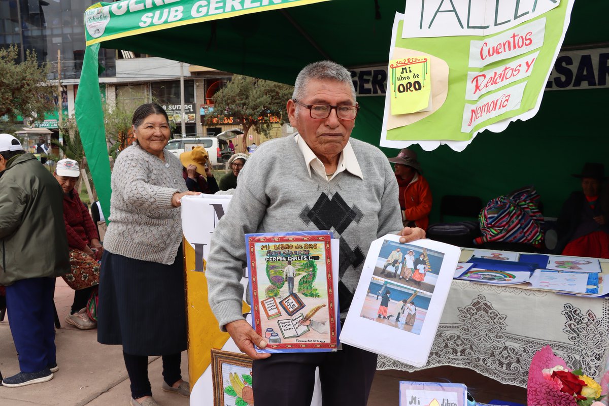 MunSanSebastian's tweet photo. La Gerencia de Desarrollo Social y Humano, a través de la Oficina del Centro Integral de Atención al Adulto Mayor (#CIAM), organizó la Feria Productiva del Adulto Mayor, donde los adultos mayores presentaron y vendieron sus productos elaborados en los #talleres de la MDSS. https://t.co/ScUdMbteNb