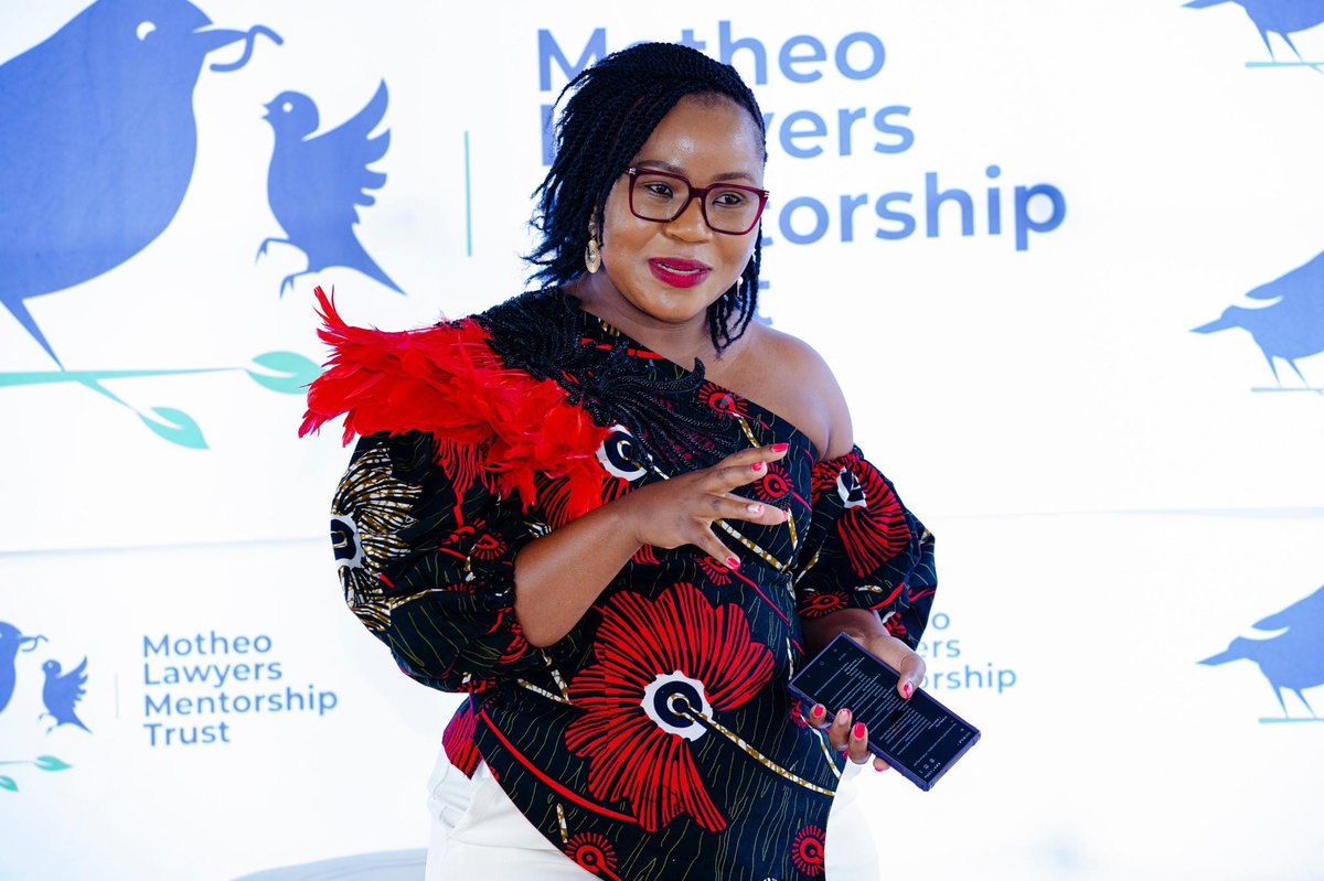 MotheoMentors's tweet photo. LEGAL CAREERS SESSION 

This past weekend marked the final session of our Mentorship Programme, featuring enriching panel discussions on navigating legal careers as a contemporary lawyer!

#Motheo #ItTakesAVillage https://t.co/esx4XyeaKZ