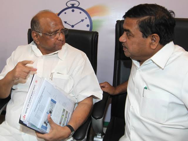 या जोडीमुळे महाराष्ट्रात दहशतवाद फोफावला.

सहमत असाल तर RT करा.