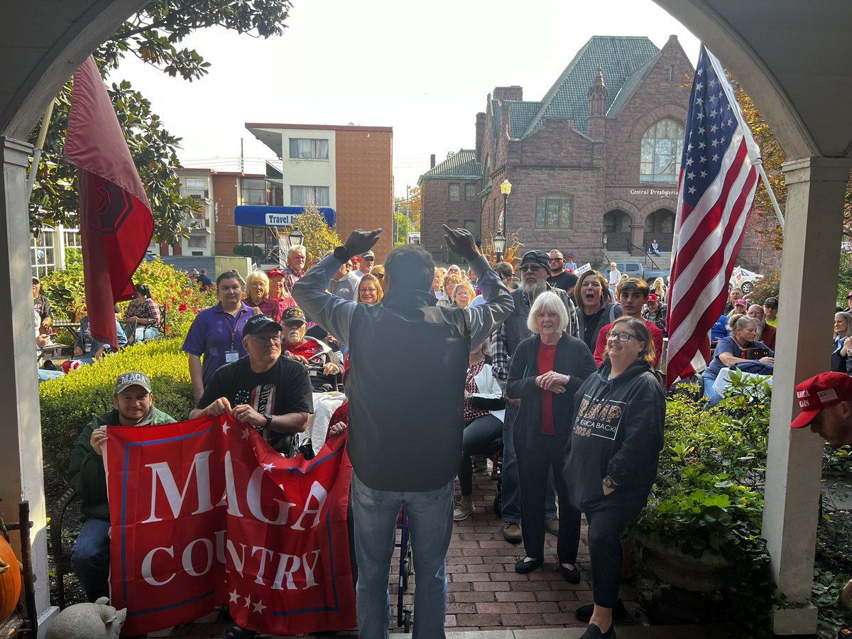 Troy Balderson tweet media