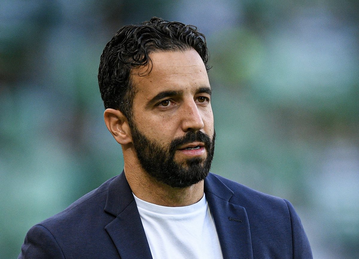 🚨🔴 Manchester United have already started talks with Rúben Amorim about his backroom staff.

Sporting and Man United remain in contact to proceed with formal steps after #MUFC confirmed they will trigger €10m exit clause for Amorim.