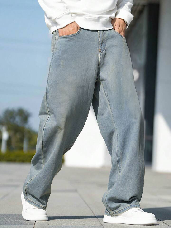 PDMXJeans's tweet image. 👖✨ ¡Los nuevos Baggy Jeans para hombre en color azul cielo ya están aquí! Estilo relajado, comodidad total y perfectos para un look urbano. 😎🌆

🔹 Fit suelto
🔹 Denim duradero
🔹 Combina con todo 🌤️
Consíguelos aquí 👉 pantalonesdemezclilla.mx/products/baggy…
#BaggyJeans #ModaMX #PDMXJeans