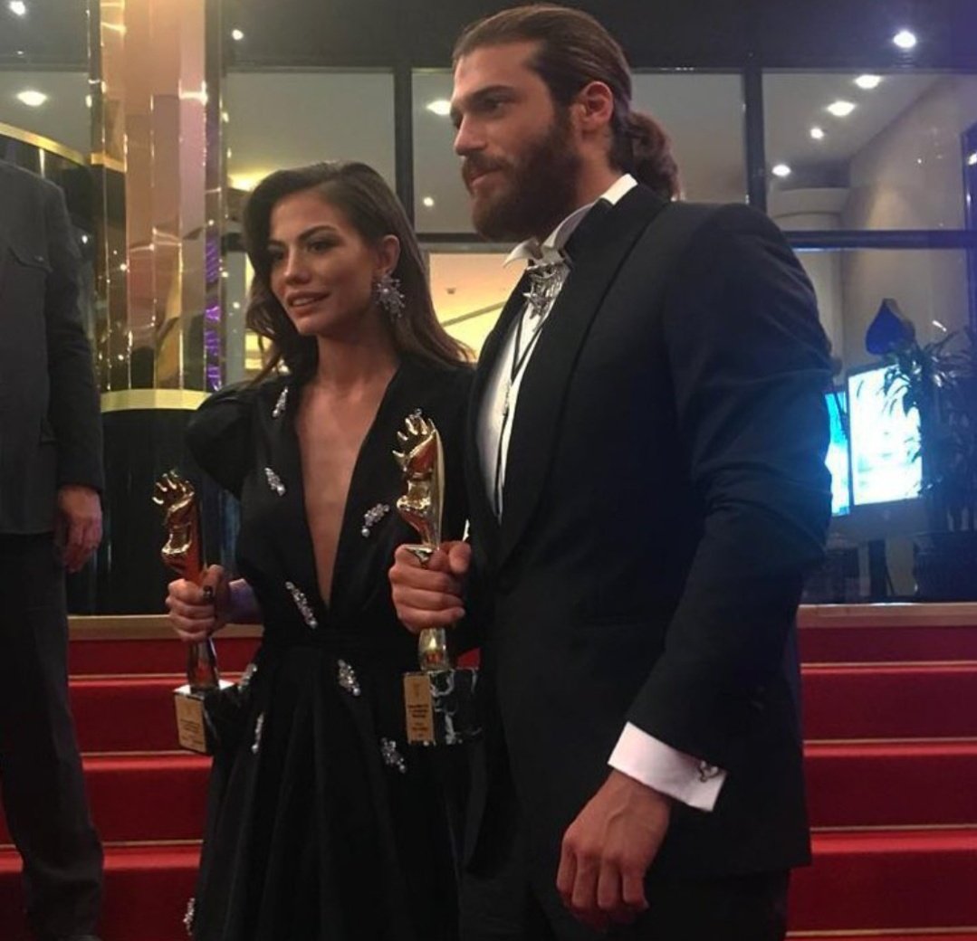 babyfacedemo's tweet photo. The fact is that they still have the power to make the world talk about their chemistry,success and beauty ✨️❤️.

#DemetÖzdemir #CanYaman https://t.co/x2LiKyRUkR