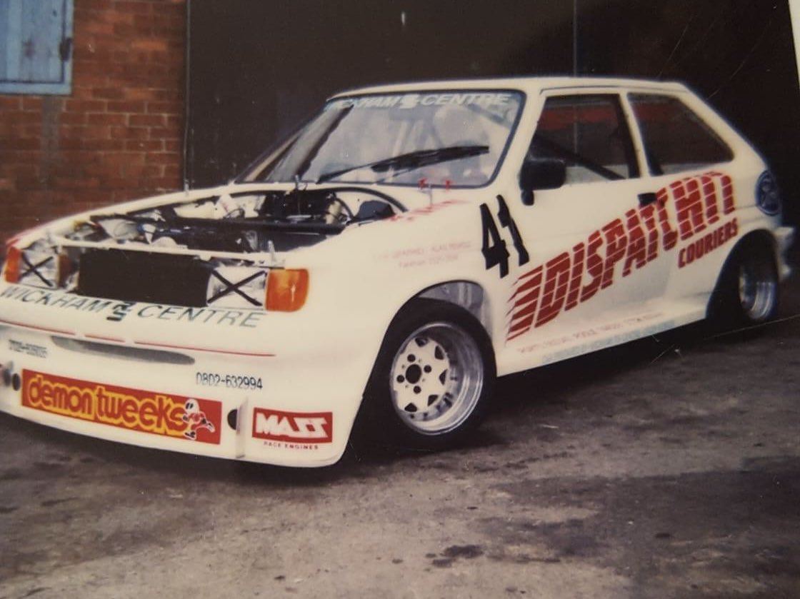 Thundersaloons's tweet photo. From the Archive: 1990s Coolness 😎

The late Miles Mitchell’s Ford Fiesta XR2 Mass 1700cc - which raced in the Mod Saloons championship during the mid 90s 🏁

#ModifiedSaloons #FastFord #RetroFord  #ClassicFord https://t.co/66ESZ8Kjtr