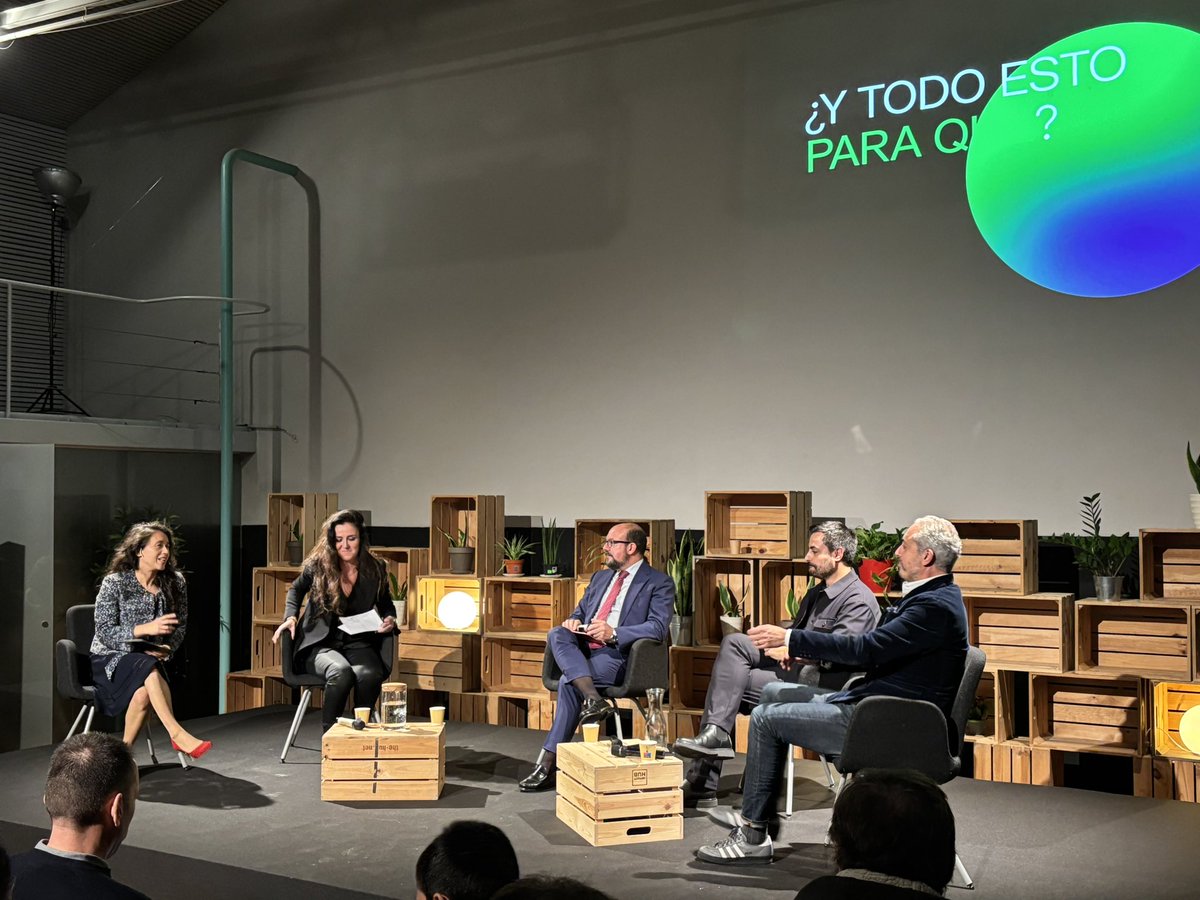 <a href="/freepik/">Freepik</a> <a href="/IEuniversity/">IE University</a> <a href="/Spotlab__/">Spotlab</a> <a href="/Leemonslxp/">Leemons</a> <a href="/infoGMV/">GMV</a> <a href="/AlexTourino/">Alejandro Touriño</a> <a href="/mariamoyav/">María Moya</a> <a href="/ECIJA/">ECIJA</a> <a href="/MalditaTech/">MALDITA TECNOLOGÍA</a> <a href="/maldita/">Maldita.es</a> <a href="/Recuenco/">Javier G. Recuenco</a> <a href="/SingularSolving/">SingularSolving</a> <a href="/e_paniagua/">Esther Paniagua</a> <a href="/MicrosoftES/">Microsoft España</a> <a href="/BSC_CNS/">BSC-CNS</a> <a href="/SomosNLP_/">SomosNLP</a> Procedemos con la última mesa redonda de la tarde: ‘¿Y todo esto para qué?’ en la que veremos casos de uso de lo visto anteriormente 🧠🔮

Con Mar Ferrer, Enrique Borrajeros, Javier Casado y Chema Sabaté. Modera Carolina Miyata.