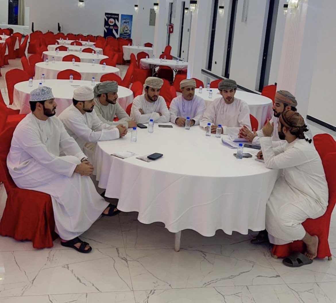 خالد الحجري tweet media