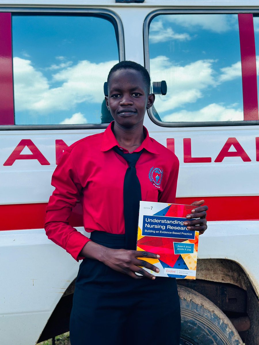 Stmaryshstij's tweet photo. Today, we’re thrilled to announce a new collaboration with @WindleTrust International ! Through their generous donation of medical books, we’re strengthening our commitment to providing quality education and resources for future healthcare professionals in South Sudan.
#SSOX 🇸🇸 https://t.co/olntToLCyh