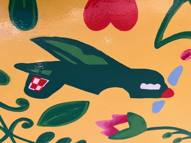 civilwarcentre's tweet photo. Take a sneak peak at the vibrant details and textures from our latest exhibition, 'A Polish Heart Beats Here'/  ‘Tu Bije Polskie Serce’, open from today until Saturday 26 April 2025! 🇵🇱🏛️ https://t.co/CNpZ8KxT6l