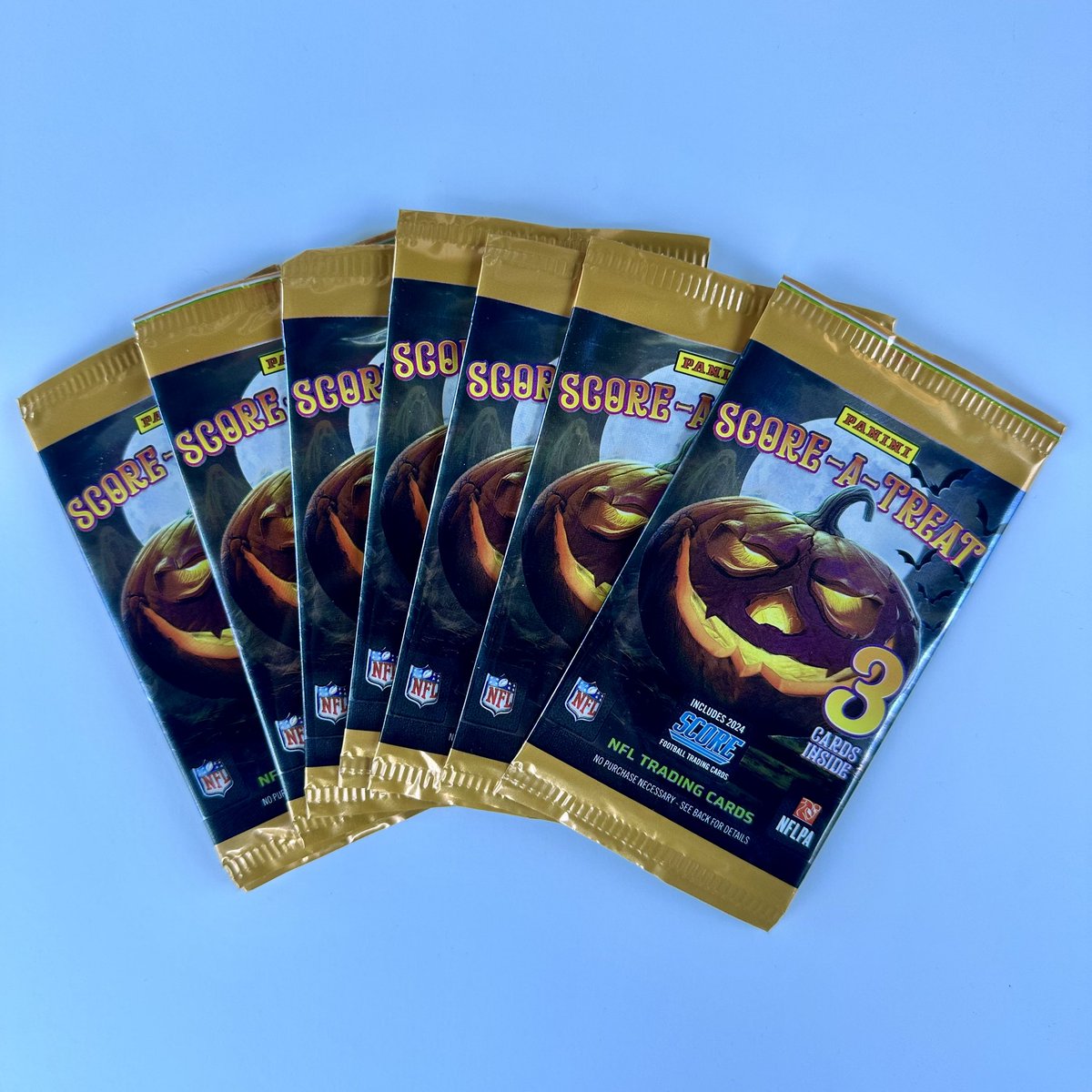 Comics & Crypto (@comicsandcrypto) on Twitter photo 🚨Halloween NFL Giveaway🚨
In celebration of Halloween, we’re giving away 8 “Score-A-Treat” Panini NFL packs! 🎃👻 
To Enter: 
1)   Like & Retweet 
2)  Follow <a href="/ComicsandCrypto/">Comics & Crypto l $COLLECT</a> 
*Bonus entry if you tag a friend in the comments! 
Giveaway is open WORLD WIDE! Best of luck! ☘️💙 🚨Halloween NFL Giveaway🚨
In celebration of Halloween, we’re giving away 8 “Score-A-Treat” Panini NFL packs! 🎃👻 
To Enter: 
1)   Like & Retweet 
2)  Follow <a href="/ComicsandCrypto/">Comics & Crypto l $COLLECT</a> 
*Bonus entry if you tag a friend in the comments! 
Giveaway is open WORLD WIDE! Best of luck! ☘️💙