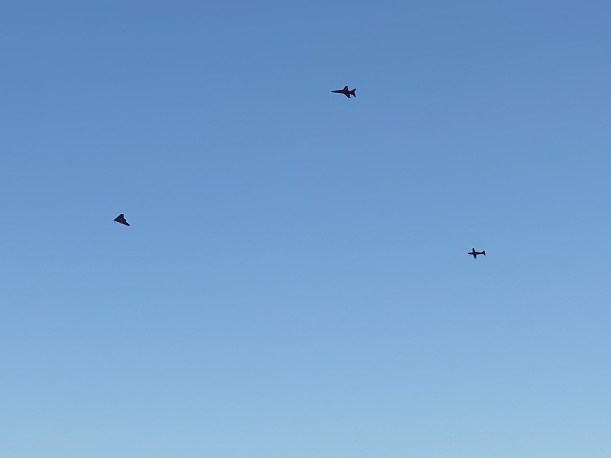 Hainlere inat  TUSAŞ üretmeye Devam ediyor…
Bugün telefonuma yansıyan görüntü …
Anka 3
Hürkuş
 🇹🇷Cumhuriyet’e heykel dikerek mum yakarak değil üreterek değer katarsın..

<a href="/eha_medya/">EHA MEDYA</a> 
<a href="/gundem7x24/">Gündem 7x24</a> 
<a href="/gundemedairhs/">gdh</a>