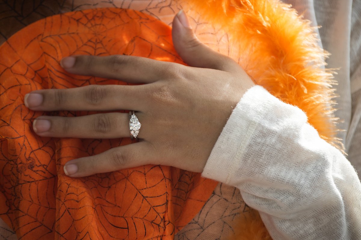 TwoBirchJeweler's tweet photo. The spooky season is here, hurry up and get 20% OFF your order! 

#twobirch #halloween #alltreats #sale #rings #diamonds #moissanite https://t.co/nNfZMFAMRr
