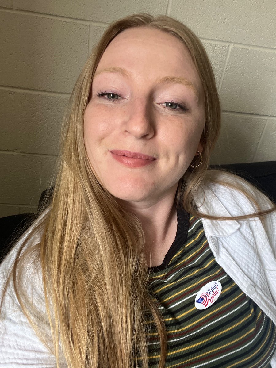 Twitter I did the thing!! 

Feels good to be apart of this history #KamalaHarris2024