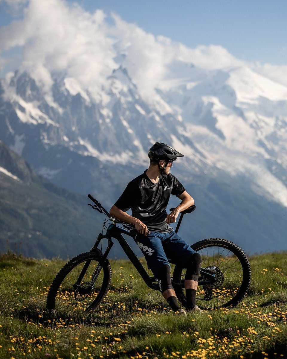 Trek Bicycle (@trekbikes) on Twitter photo When <a href="/TrekFactoryXC/">Trek Factory Racing-Pirelli XC</a> needs epic shots, you’ve got to be able to keep up!
Team photographer Ross Bell’s Fuel EX Gen 6 is a mountain-taming machine fit for the job riding the world’s best trails 🤟 When <a href="/TrekFactoryXC/">Trek Factory Racing-Pirelli XC</a> needs epic shots, you’ve got to be able to keep up!
Team photographer Ross Bell’s Fuel EX Gen 6 is a mountain-taming machine fit for the job riding the world’s best trails 🤟
