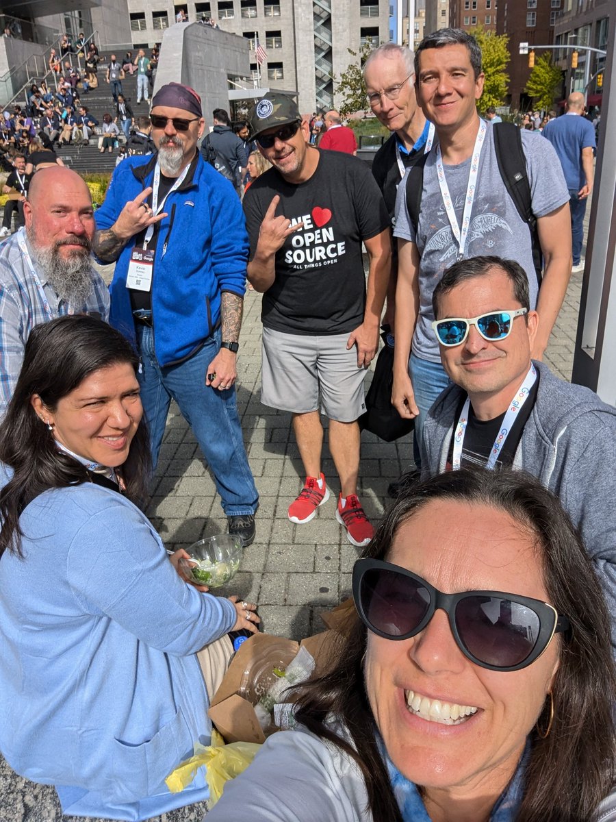 Friends of Opensource.com lunch 2 at <a href="/AllThingsOpen/">All Things Open</a>