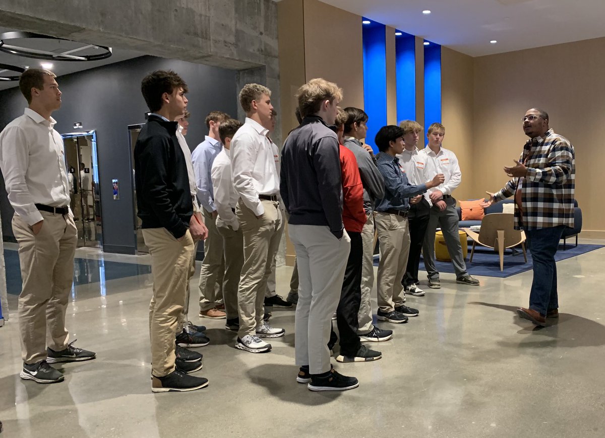 LS_Scholars's tweet photo. Juniors from @LS_Scholars visited Divisions Maintenance Group to learn about its business model and future career pathways. Thank you to DMG for providing @LaSallePride the opportunity. https://t.co/NHbEBKsUeK