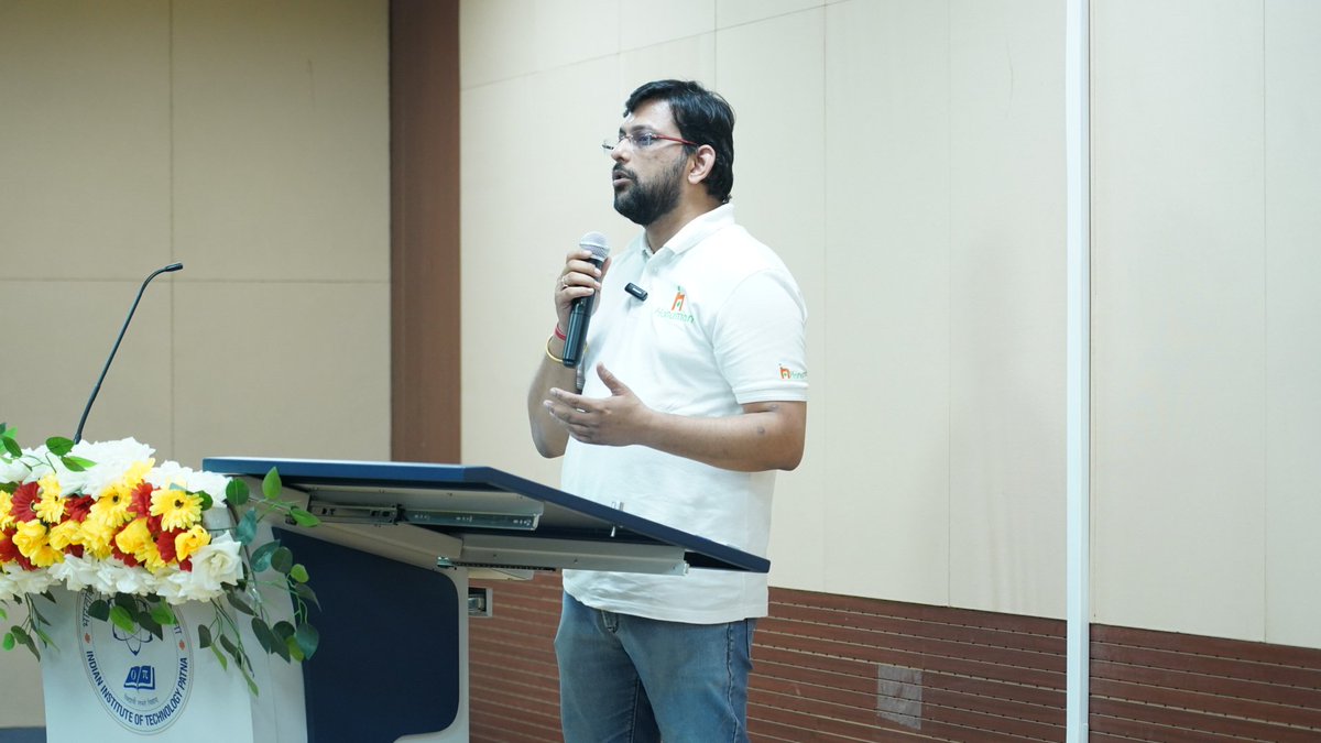 ecelliitp's tweet image. We successfully hosted Entrepreneurship 101,featuring inspiring insights from Dr. Niraj Jha,founder of Hanumancareapp, and MD Amanulla,co-founder of Medishala.They shared their journeys,fueling the entrepreneurial spark within us all! 🔥💡 #ECellIITP  #Entrepreneurship #FutureCEO