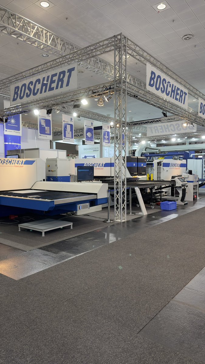 VerdiMakina's tweet image. #euroblech Hannover fuarında Türkiye temsilcisi olduğumuz BOSCHERT standı. Üretimi Almanya ‘da gerçekleştirilen Punch, Lazer, Abkant, makas ve köşe çıkartma seçeneklerimiz için bizimle iletişime geçebilirsiniz &amp;gt; verdimakina.com/boschert/