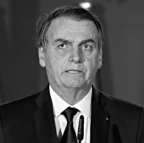 🚨 Atenção: l Bispa Nadir afirma ter visto Bolsonaro no inferno em visão: 

“Foi como se Deus me mostrasse um telão onde vi Bolsonaro sendo recebido por Satanás e sofrendo torturas terríveis”