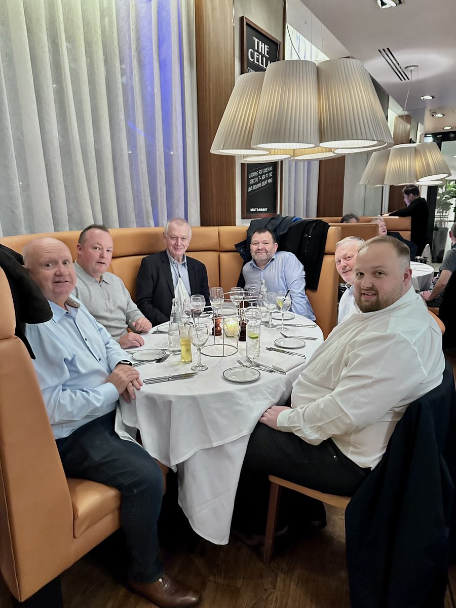 andy_mazey's tweet photo. A good evening at San Carlo with committed and like minded people reviewing our progress at @RochdaleHornets and @HornetsSpF in 2024 and planning for an even better 2025 🐝 https://t.co/dVCzIzNZvt