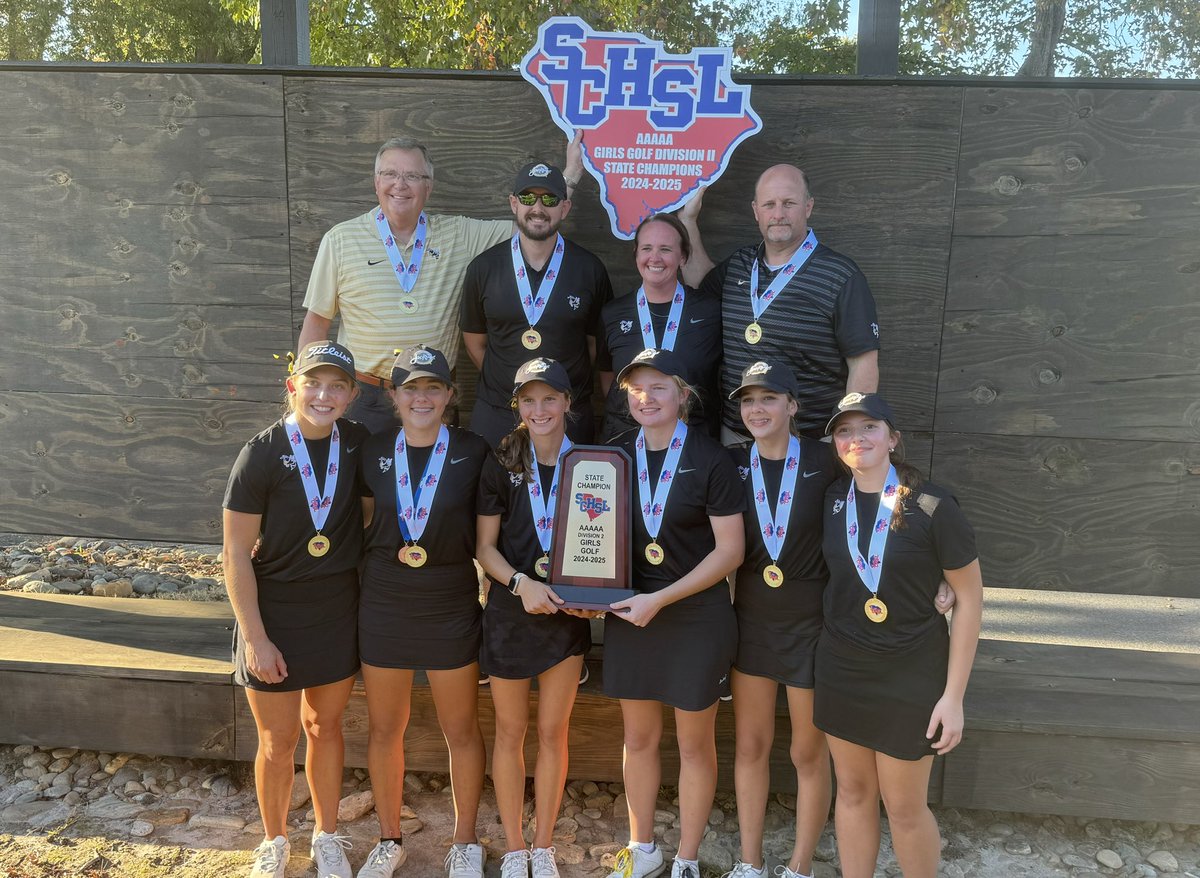 SCHSL's tweet photo. ⛳️ Congratulations @TLHanna_Sports 
🎉 the 2024 @SCHSL Class AAAAA-Division II Girls Golf State Champion⛳️🏆

#WeAreSCHSL
#ChampionshipTime🏆 https://t.co/b1N8hErl4D