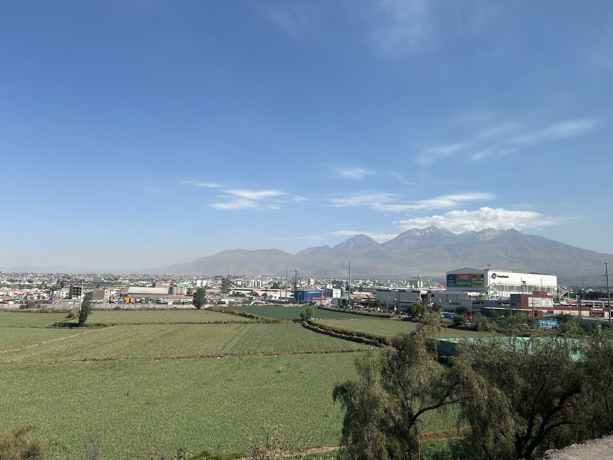 jryanio's tweet image. Estoy feliz de estar en #FlutterConfLATAM , nos vemos mañana!