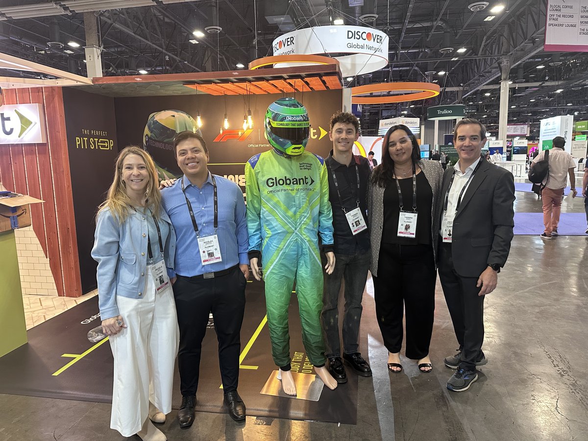 Globant's tweet image. Insightful days  at #Money2020

It is truly exciting to be actively involved in the rapid and dynamic evolution of the financial technology community 🤖💡

We are connecting with clients, partners and tech experts that have enriched the experience at our booth.

Today, we chatted…