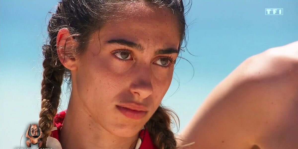 VinixSnOw's tweet photo. Maxime à Cassandre « t’as l’air stressé, j’ai un collier t’inquiète. Mais je vais pas le jouer au conseil, t’es toujours stressé ? » #KohLanta https://t.co/H9xl8qq3FB