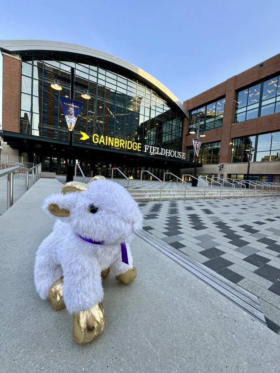 It's about to GOAT down 🐐✨ 

<a href="/Simone_Biles/">Simone Biles</a>' <a href="/GoldOverAmerica/">Gold Over America Tour</a> Tour doors are now open!